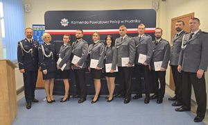 kolorowe zdjęcie awansowanych