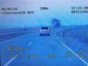 Zdjęcia z video rejestratora dotyczących poszczególnych przekroczeń prędkości.