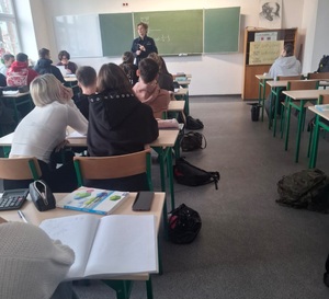 kolorowe zdjęcia z promocji zawodu