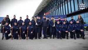 kolorowe zdjęcia z konkursu klas mundurowych