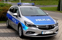 Nowy radiowóz dla prudnickich policjantów