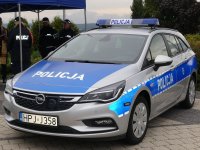 Nowy radiowóz dla prudnickich policjantów